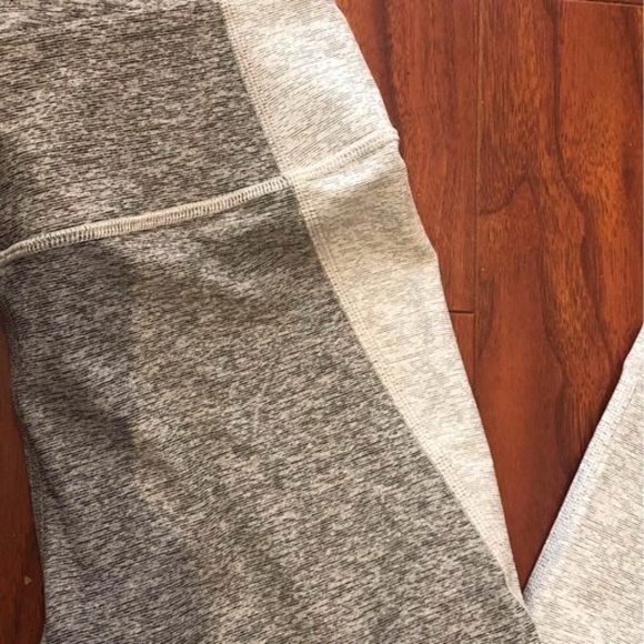 outdoor voices 3/4 leggings - Picture 4 of 4